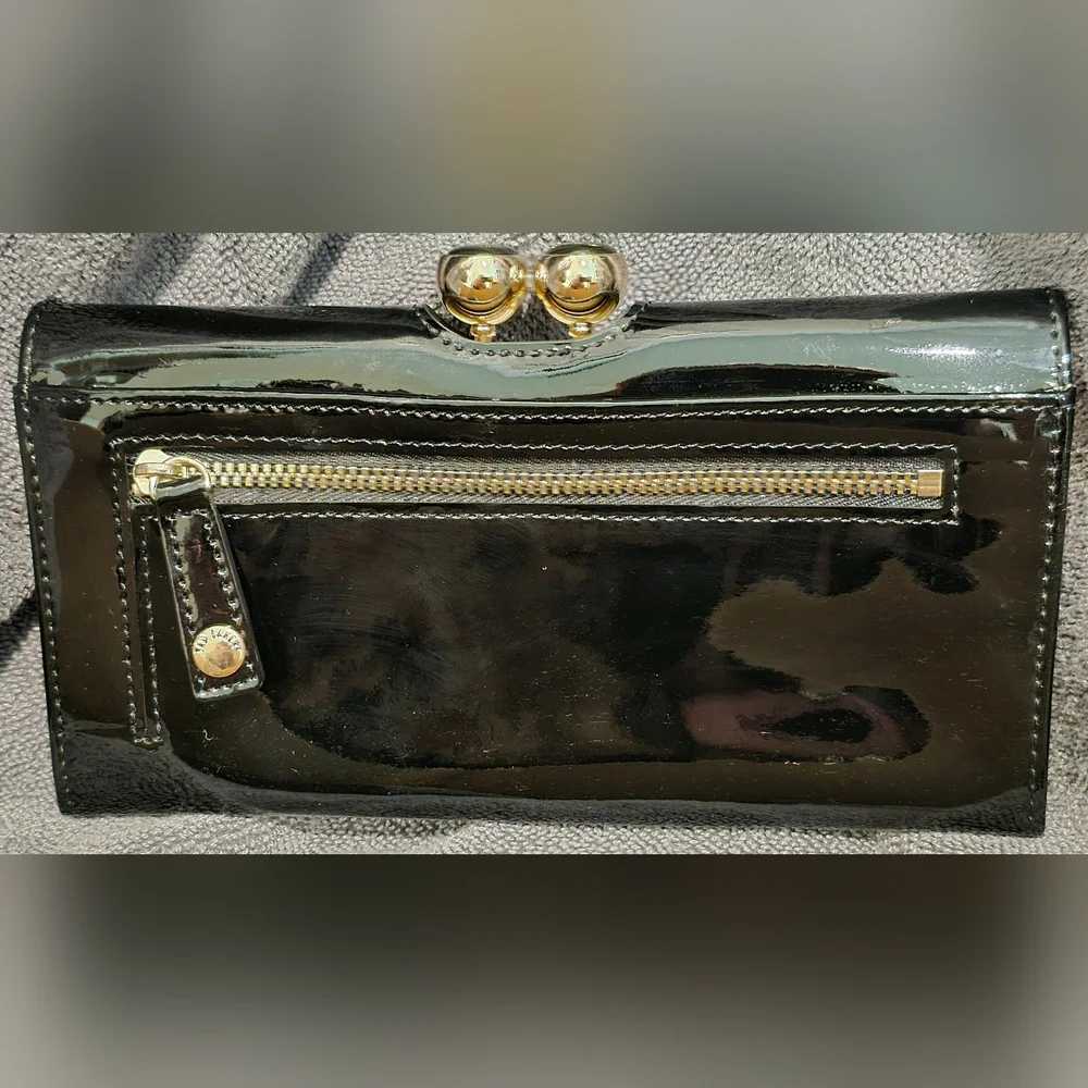 Ted Baker Women’s Black Patent Leather Bobble Matinee Wallet Gold Accents - Picture 8 of 11